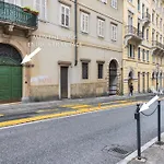 Pasolini E La Dei Ragazzi Di Апартаменти