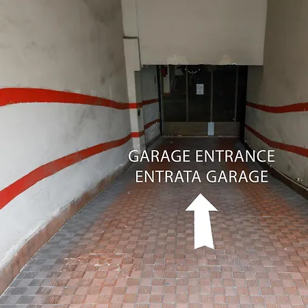 La Casa Di Pasolini, In Centro Con Posto Auto דירה טריאסטה