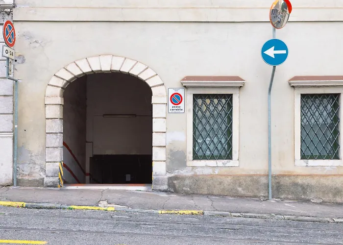 Apartman La Casa Di Pasolini, In Centro Con Posto Auto