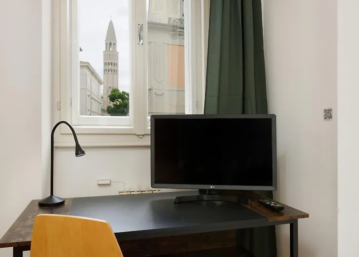 La Casa Di Pasolini, In Centro Con Posto Auto